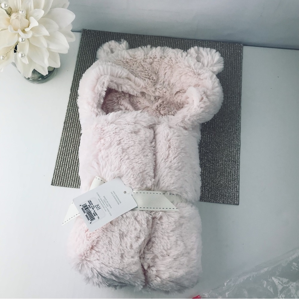 NWT: Restoration Hardware: Hooded Swaddle baby blanket:PINK